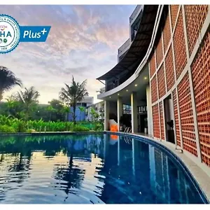 Atom Phuket -sha Nai Yang Beach